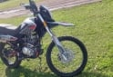 Motos - Motomel SKUA SILVER EDITION V6 2025 Nafta 9000Km - En Venta