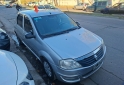 Autos - Renault Logan 2013 GNC 111111Km - En Venta