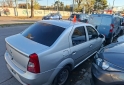 Autos - Renault Logan 2013 GNC 111111Km - En Venta