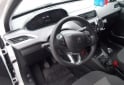 Autos - Peugeot 208 active 2017 Nafta 105300Km - En Venta