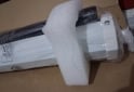 Electr�nica - Proyector Samsung LFF3 The Freestyle 2 c/ pantalla proyector Intelaid Self-lock 10 - En Venta