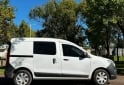 Utilitarios - Renault Kangoo 5 asientos 2024 Nafta 29000Km - En Venta