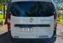 Utilitarios - Renault Kangoo 5 asientos 2024 Nafta 29000Km - En Venta