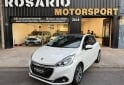 Autos - Peugeot 208 Feline 2017 Nafta 120000Km - En Venta