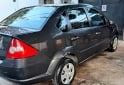 Autos - Ford Fiesta Max 2010 GNC 175000Km - En Venta
