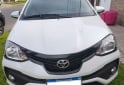 Autos - Toyota Etios 2023 Nafta 8000Km - En Venta