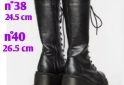 Indumentaria - ESPECTACULARES BORCEGUIES NUEVOS - En Venta