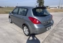 Autos - Nissan Tiida 2014 Nafta 130000Km - En Venta