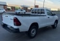 Camionetas - Toyota Hilux cabina simple 2019 Diesel 300000Km - En Venta