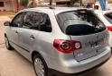 Autos - Volkswagen SURAN TRENDLINE 2010 Nafta 218000Km - En Venta