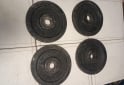 Deportes - Par de Mancuernas Cromadas Macizas con Rosca Marca MIR XL y 20 Kg de Discos - En Venta