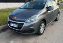 Autos - Peugeot 208 active 2016 Nafta 113000Km - En Venta
