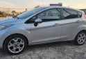 Autos - Ford Fiesta Kin. Des. Titanium 2013 Nafta 196000Km - En Venta