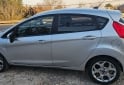 Autos - Ford Fiesta Kin. Des. Titanium 2013 Nafta 196000Km - En Venta