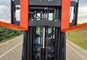 Camiones y Grúas - Autoelevador Toyota serie 8 - En Venta