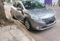 Autos - Peugeot 208 allure touchscreen 2015 Nafta 37000Km - En Venta