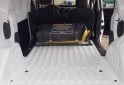 Utilitarios - Renault Kangoo 2025 GNC 27000Km - En Venta