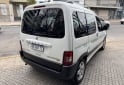 Utilitarios - Peugeot Partner patagonica 1.6vti 2017 GNC 120000Km - En Venta