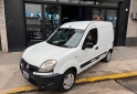 Utilitarios - Renault Kanggo furgón 2014 GNC 111111Km - En Venta