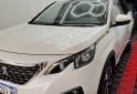 Camionetas - Peugeot 5008 HDI 2018 Diesel 120000Km - En Venta