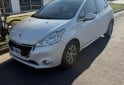 Autos - Peugeot 208 Allure 1.6 aspirado 2014 Nafta 150000Km - En Venta