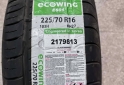 Accesorios para Autos - 1 sola cubierta kumho 225/70/16 nueva - En Venta