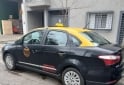 Autos - Fiat Gran Siena 2016 GNC 183000Km - En Venta
