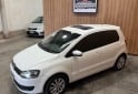 Autos - Volkswagen Fox highline 2010 GNC 133000Km - En Venta