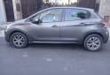 Autos - Peugeot 208 2015 Nafta 111111Km - En Venta
