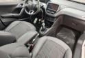Autos - Peugeot 208 feline pack cuir perm 2015 Nafta 120000Km - En Venta