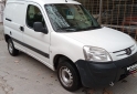 Utilitarios - Peugeot Partner Confort Furgón 2017 Nafta 110000Km - En Venta