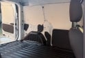 Utilitarios - Renault Kangoo confort furgón GNC 2023 GNC 60000Km - En Venta
