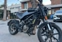 Motos - Husqvarna Svartpilen 2023 Nafta 15900Km - En Venta