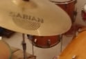 Instrumentos Musicales - BATERIA COMPLETA (bombo 24" y demas) madera maple araucaria laqueada - En Venta