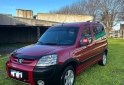 Utilitarios - Peugeot Partner patagonica 2017 Diesel 116000Km - En Venta