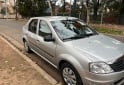 Autos - Renault Logan 2013 GNC 230000Km - En Venta
