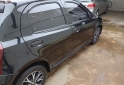 Autos - Toyota Etios Platinum 2018 Nafta 130000Km - En Venta