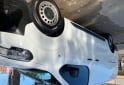 Utilitarios - Peugeot Expert 2021 Diesel 127000Km - En Venta