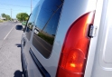 Utilitarios - Renault Kangoo 2017 Nafta 190000Km - En Venta