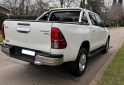 Camionetas - Toyota Hilux srv 2018 Diesel 99000Km - En Venta