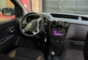 Utilitarios - Renault Kangoo stepway 2023 GNC 100000Km - En Venta