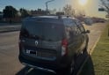 Utilitarios - Renault Kangoo stepway 2023 GNC 108000Km - En Venta