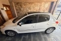Autos - Peugeot 207 hdi con techo 2012 Diesel 130000Km - En Venta