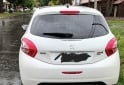 Autos - Peugeot 208 , allure touchscreen 2015 GNC 142000Km - En Venta