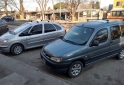 Utilitarios - Peugeot Partner 2009 Diesel 207000Km - En Venta