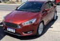 Autos - Ford Focus titanium 2017 Nafta 110000Km - En Venta