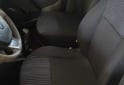 Autos - Renault Logan 2019 GNC 180000Km - En Venta