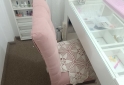 Otros - Mesa de manicura + sillas + esmalteros - En Venta