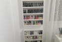 Otros - Mesa de manicura + sillas + esmalteros - En Venta