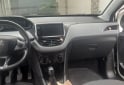 Autos - Peugeot 208 2015 Nafta 110000Km - En Venta